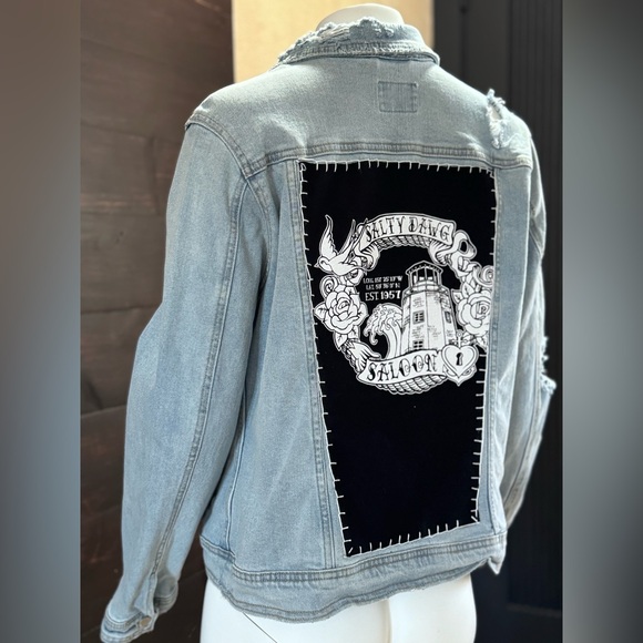 Salty Dawg Saloon Distressed Denim Universal Threads Jacket- Vintage Vibes - Picture 5 of 14